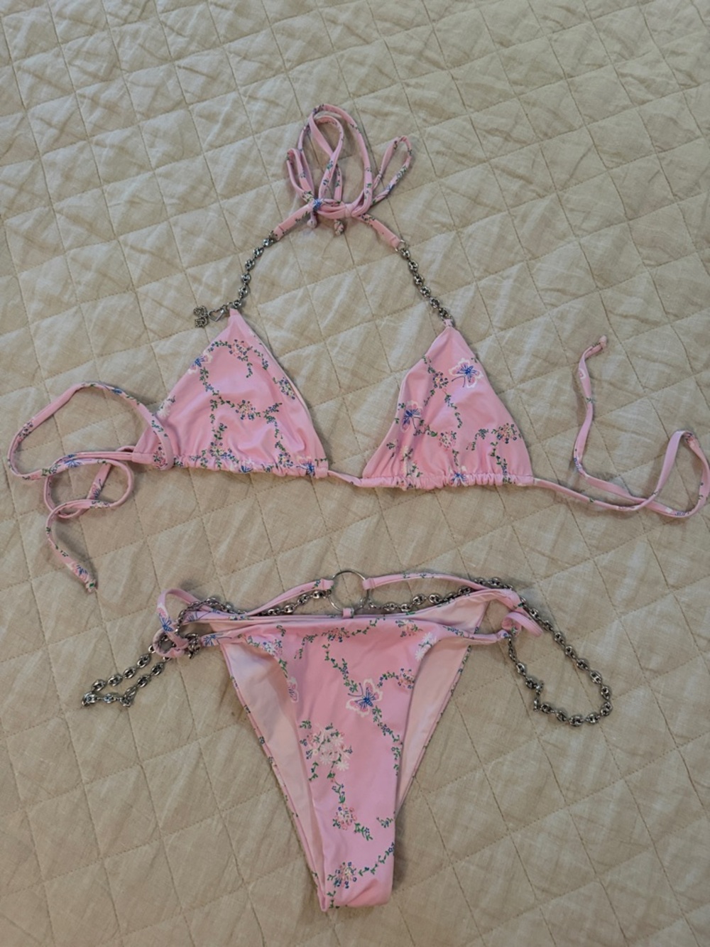 Frankie’s Bikinis Pink Floral Chain-Accent Triangle Bikini